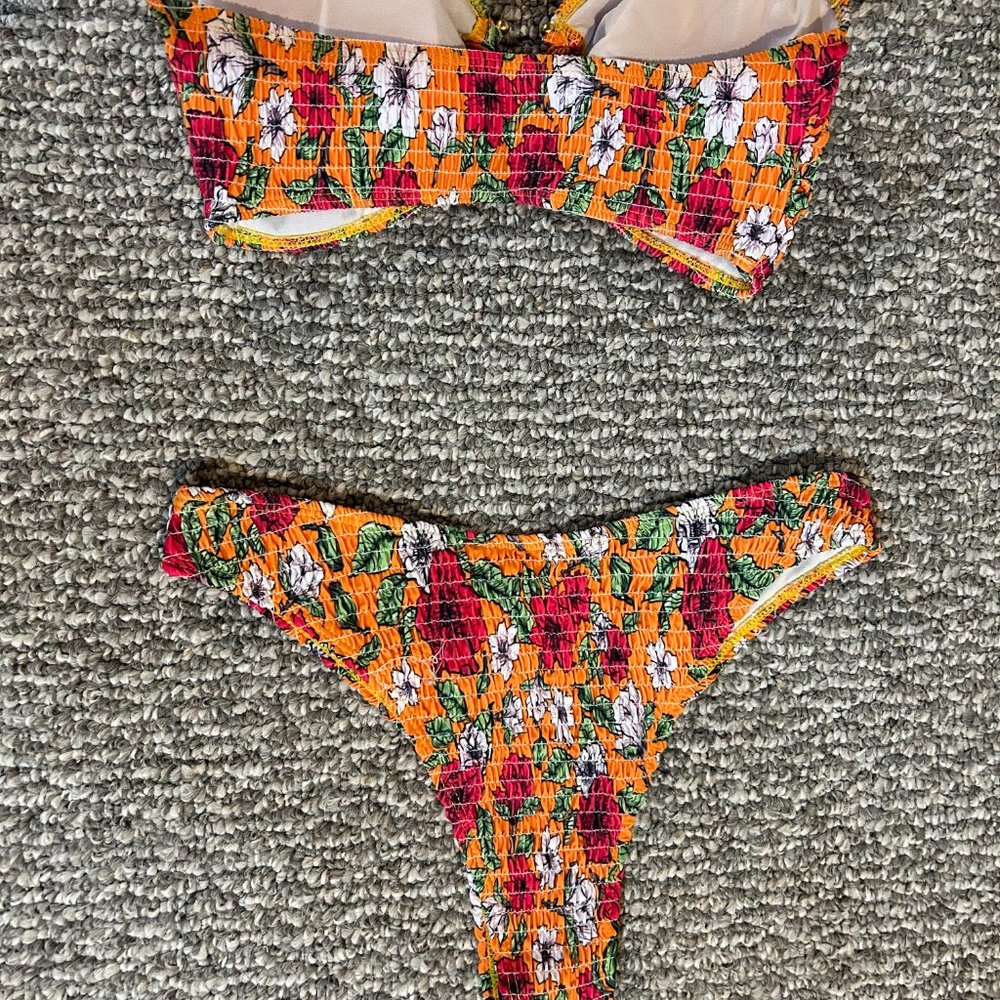 bating suit - Picture 2 of 4